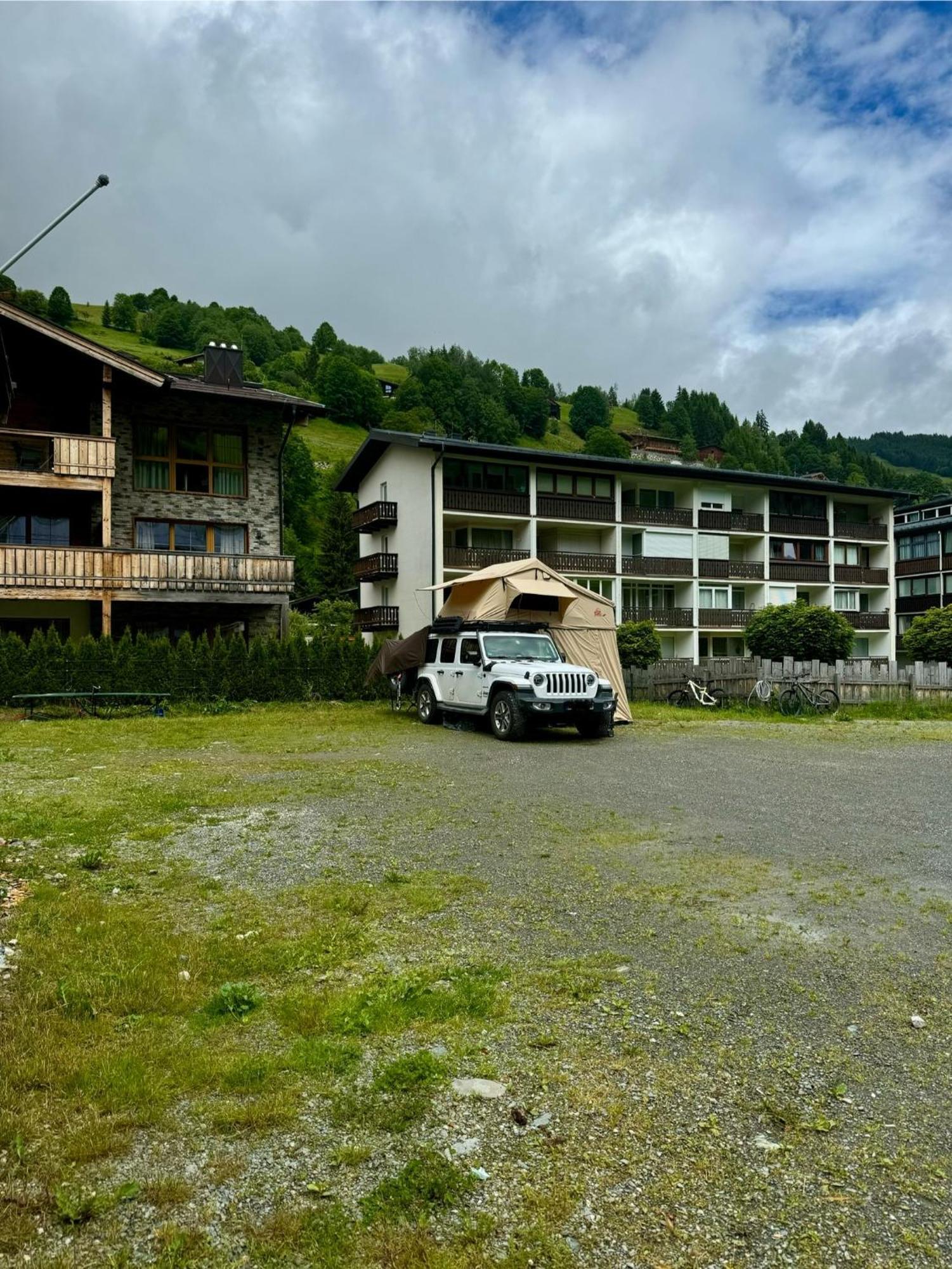 Skill Mountain Lodge - Ski Und Bike Hostel Im Sommer Mit Joker Card Saalbach-Hinterglemm Zewnętrze zdjęcie