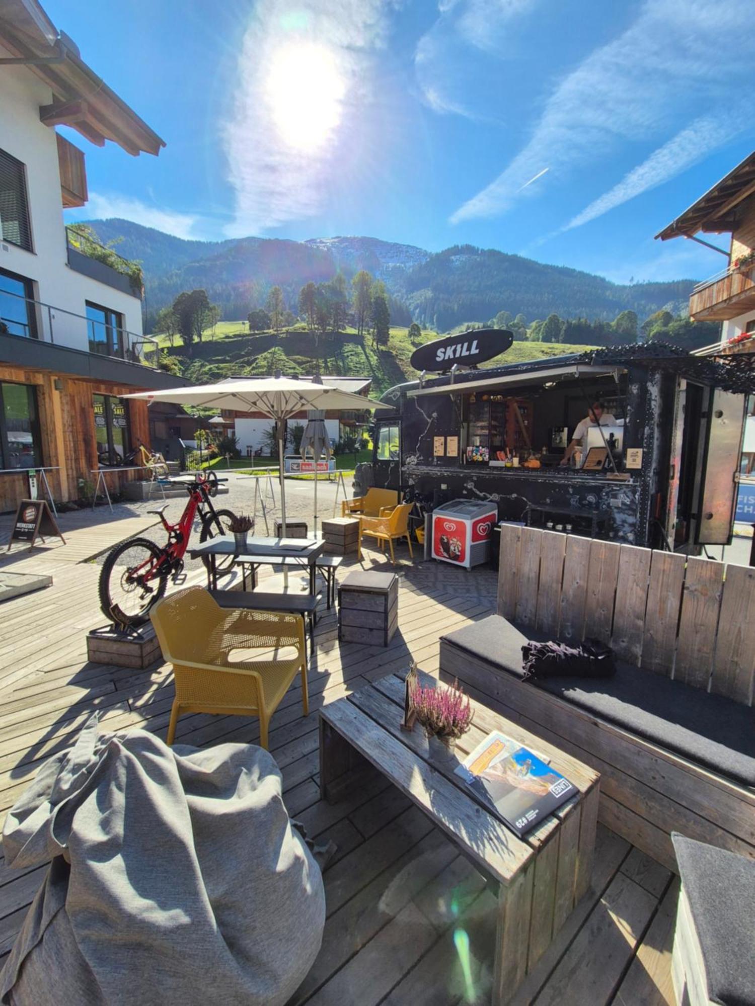 Skill Mountain Lodge - Ski Und Bike Hostel Im Sommer Mit Joker Card Saalbach-Hinterglemm Zewnętrze zdjęcie